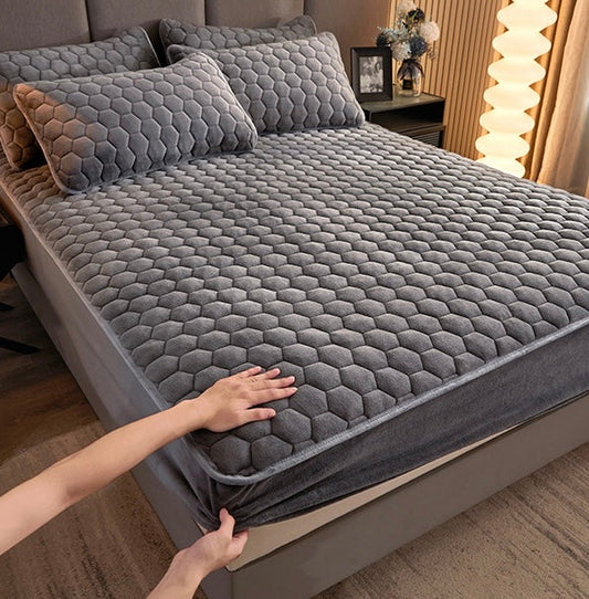 Husă / Topper saltea cu elastic 160x200 cm Cod: TPP88