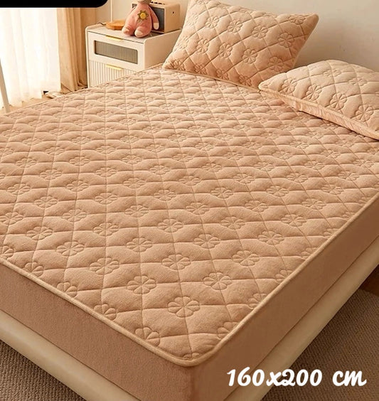 Husă / Topper saltea cu elastic 160x200 cm Cod: TPP205