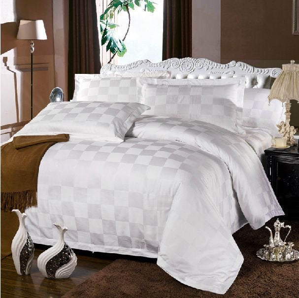 Lenjerie de Lux din Damasc Deluxe cu 6 piese-cearșaf de pat cu elastic Cod: DAE41