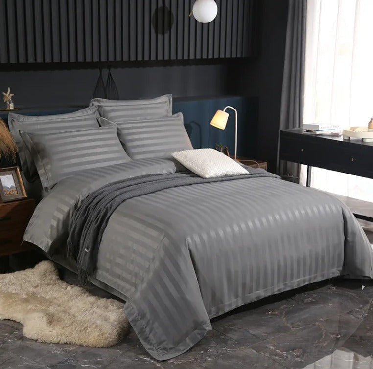 Lenjerie de Lux din Damasc finetat deluxe 4 piese Cod: DAF50