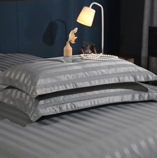 Lenjerie de Lux din Damasc finetat deluxe 4 piese Cod: DAF50