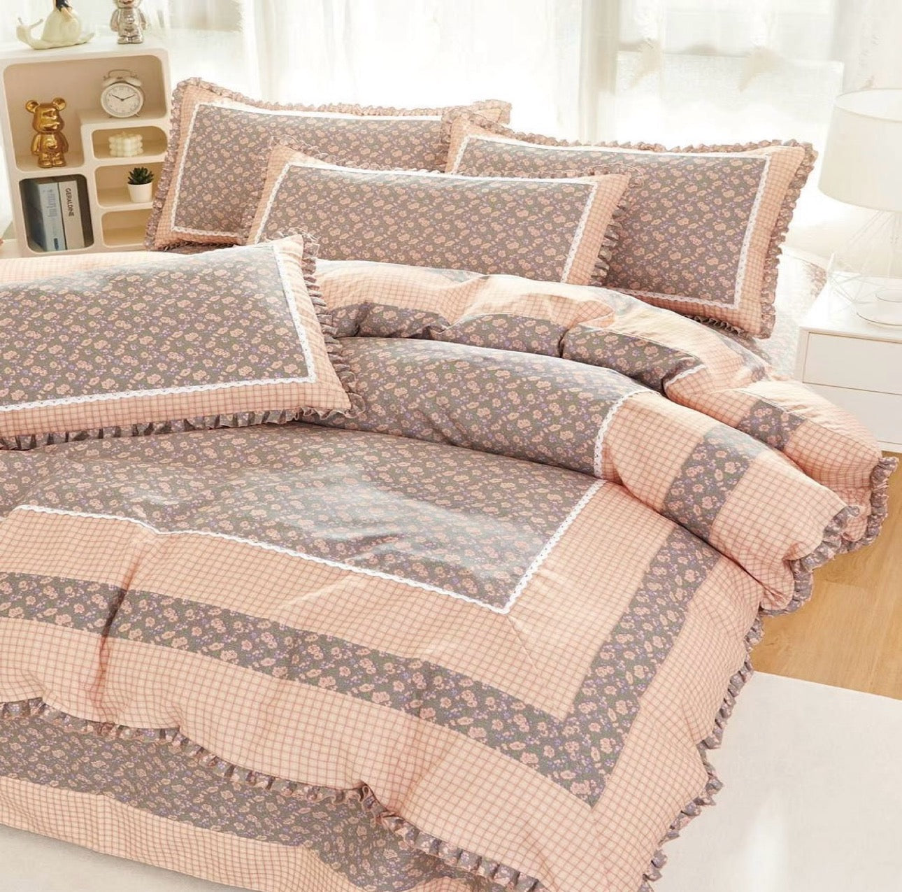 Lenjerie DELUXE din Bumbac Soft Touch cu volănașe Cod: FB41