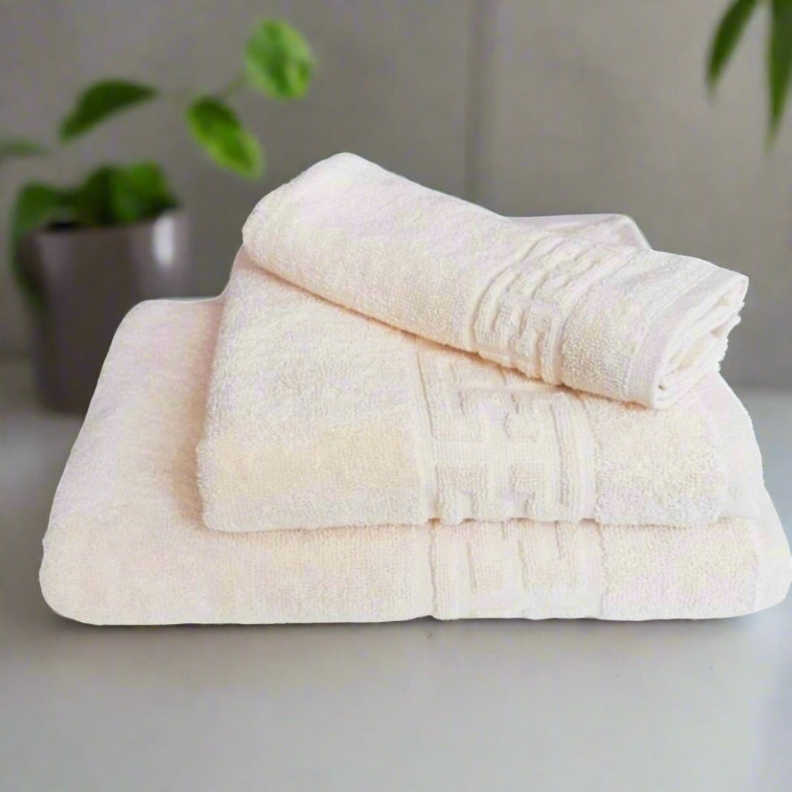 Set de 3 prosoape din bumbac 100% cu putere mare de absortie crem