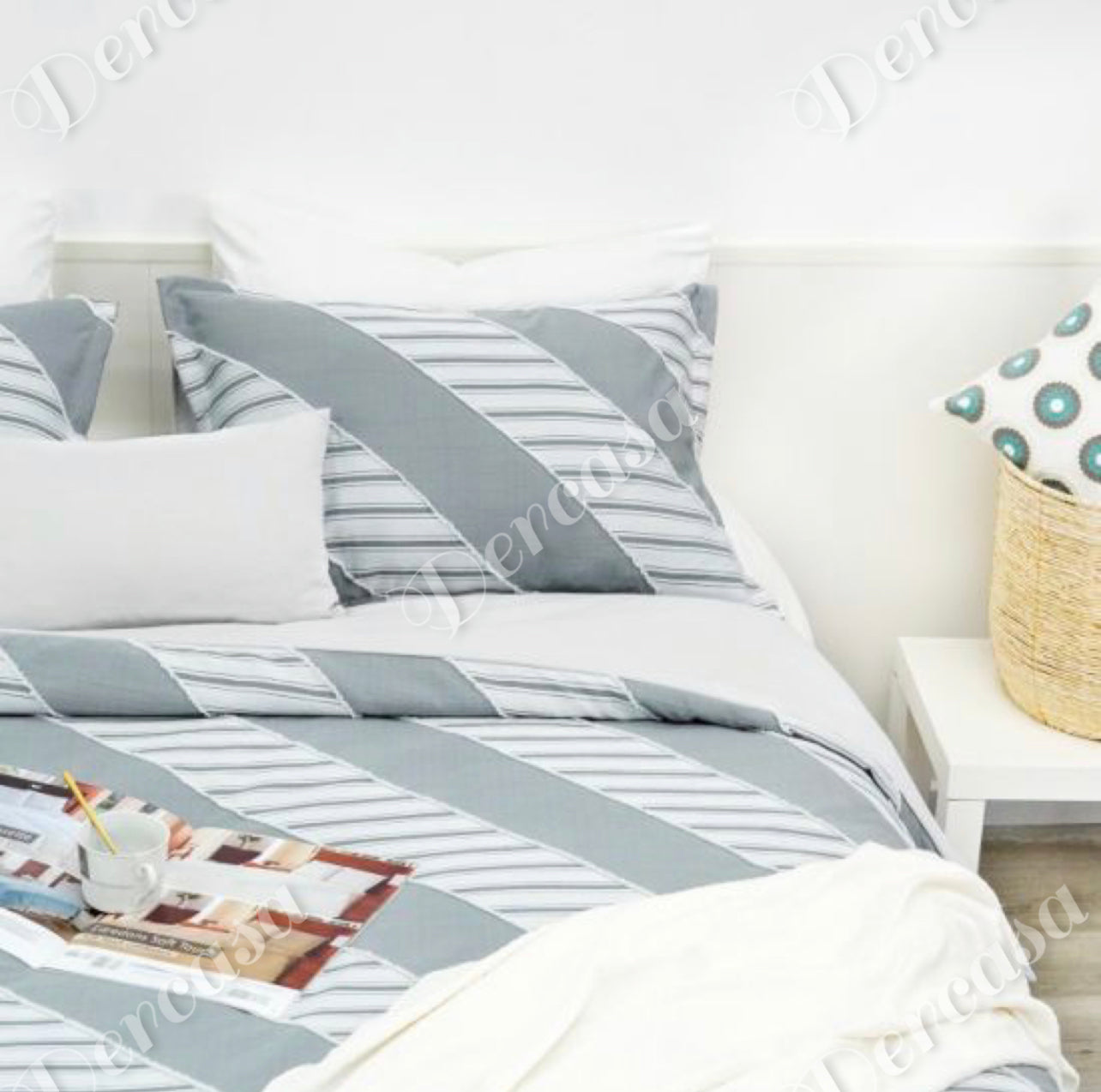 Lenjerie de pat eleganta 4 anotimpuri din broderie cu smocuri Cod: 4F34