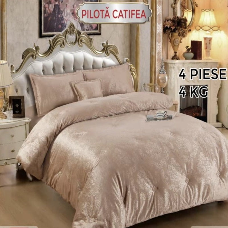 Set Pilotă/Cuvertură + 3 fete de perna, Catifea Bej