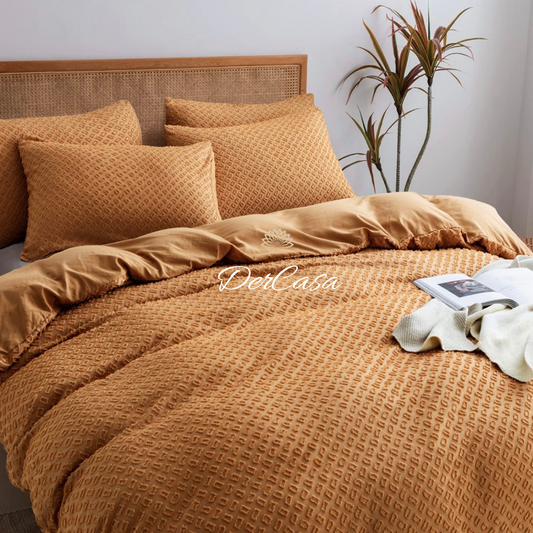 Lenjerie de pat eleganta 4 anotimpuri din broderie cu smocuri Cod: 4F23